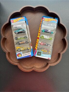 Hot Wheels 5 Pack HW Drag Strip & Cyber Noir HTV54 & JKG06